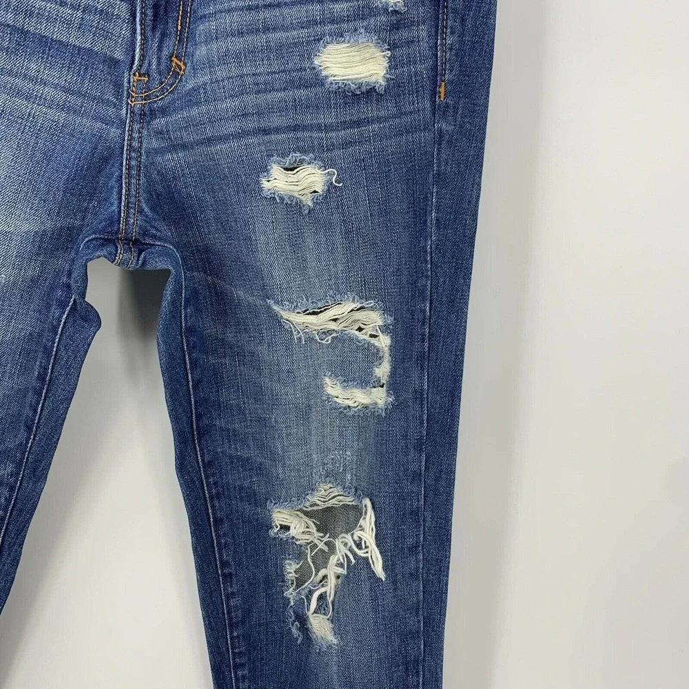 Abercrombie & Fitch Distressed Destroyed Ripped Tapered Jeans Size 4 Medium Wash